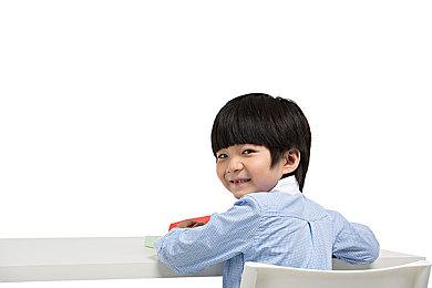 《宝可梦传说：阿尔宙斯》推出官方攻略书 4月16日发售